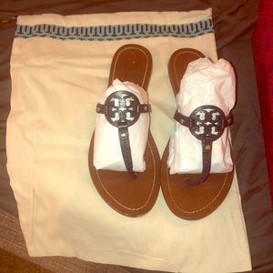 Tory Burch Mini Miller Flat Thong